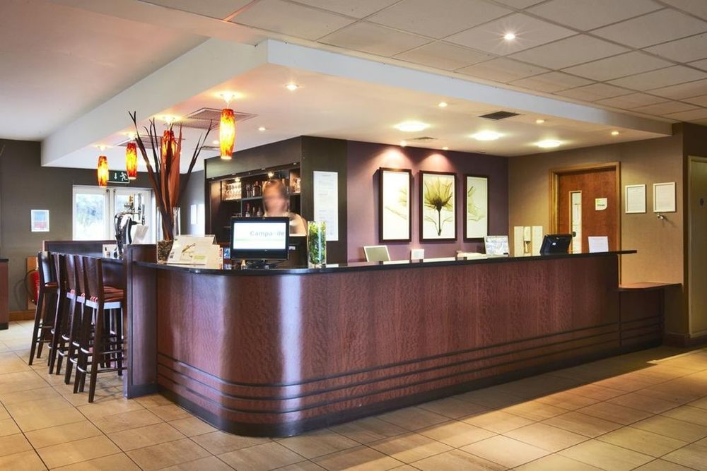Premier Inn Glasgow Braehead Exteriör bild