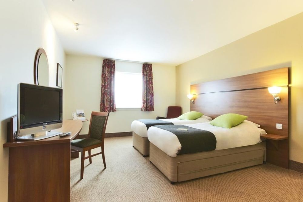 Premier Inn Glasgow Braehead Rum bild